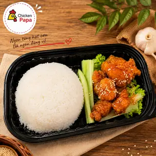Hình ảnh Cơm gà viên sốt cay 