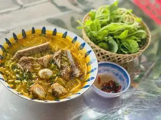 Bánh canh chả cá - 60.000 ₫ tại  Quán Cô Nhi - Bánh Canh Cá Lóc - Nguyễn Văn Nghi