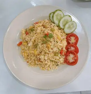 Hình ảnh Cơm chiên dương châu chay