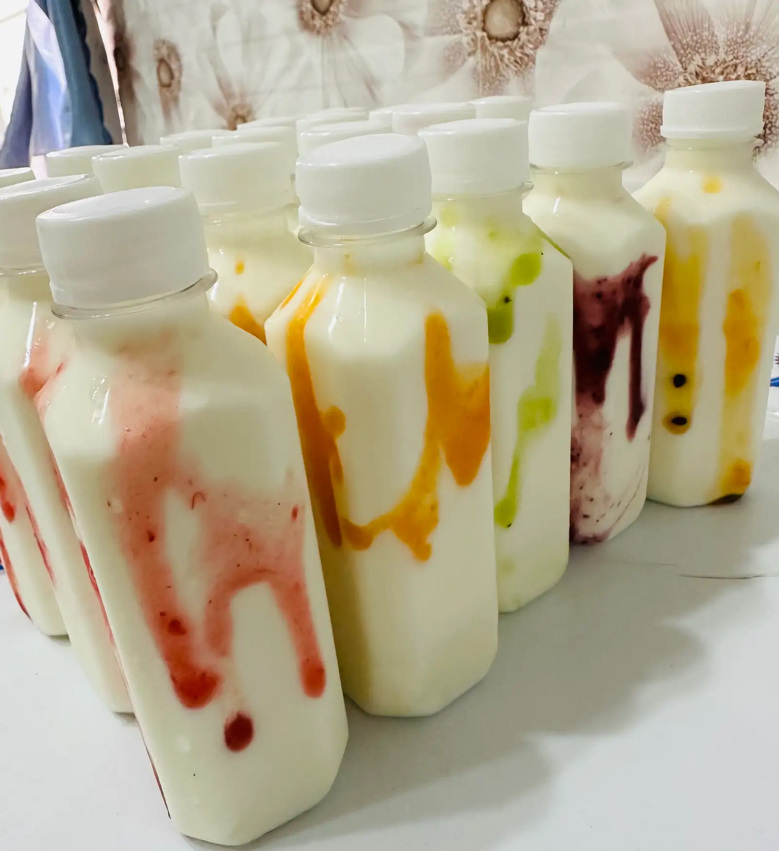 1 chai Sữa chua mix trái cây 250ml - 22.000 ₫ tại Tiệm Quỳnh Anh - Sữa Chua & Panna Cotta - Đường Số 9