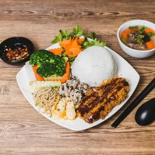 Hình ảnh Cơm thịt chiên xù sốt Hàn Quốc