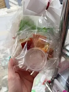 Hình ảnh bánh tráng chấm muối nhuyễn