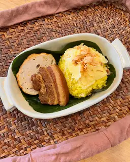 Hình ảnh Xôi Xéo Thịt Kho, Chả Mỡ