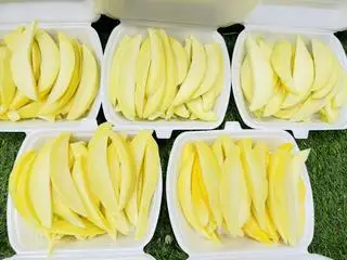 Hình ảnh Xoài tứ quý xanh