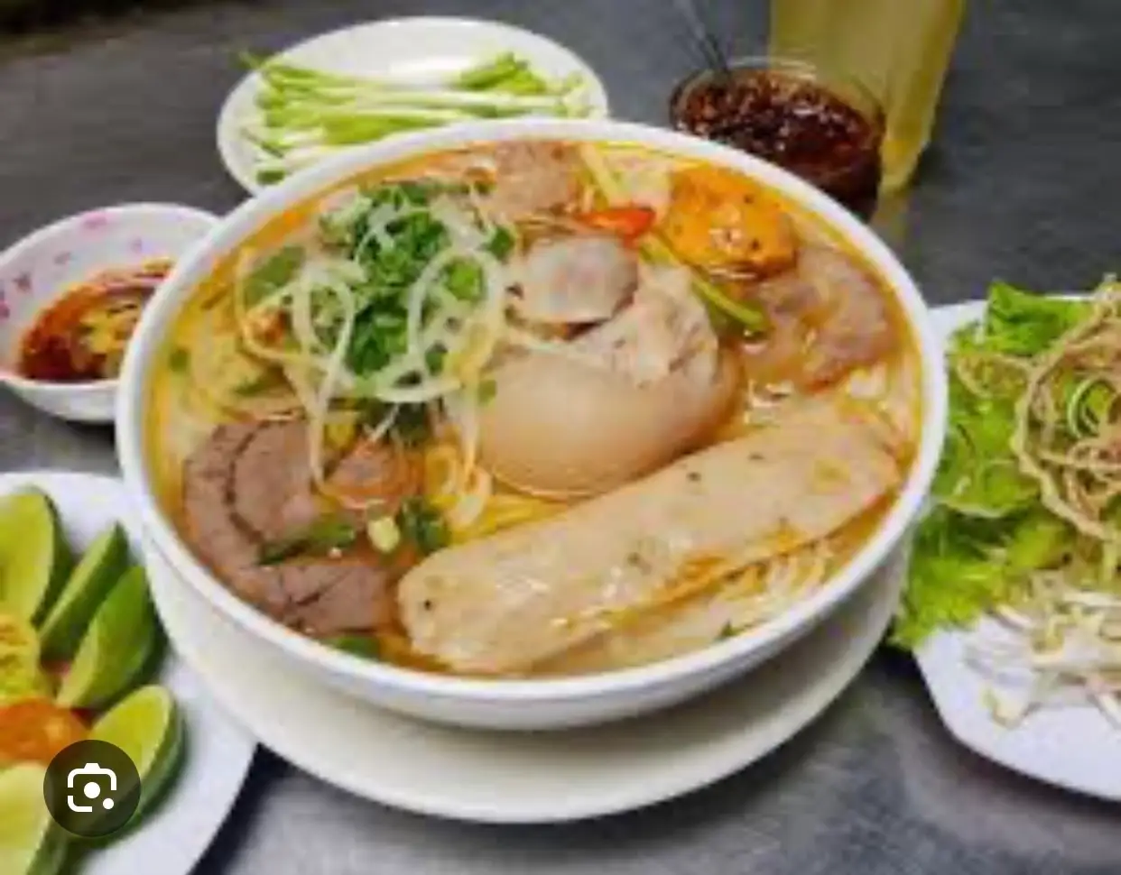 Bún bò thập cẩm có giò - 75.000 ₫ tại Bún Bò & Phở Bò Thành Huệ - Lạc Long Quân