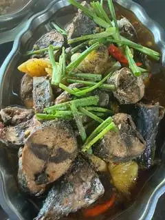 Hình ảnh Cơm cá ngừ kho thơm
