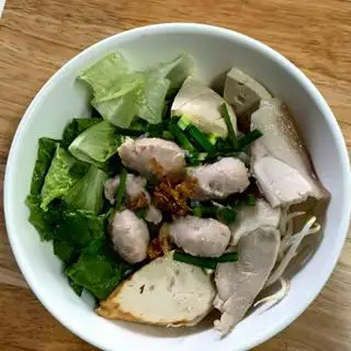 Bún mọc chả - 45.000 ₫ tại Sinh Viên Quán - Cơm Gà Xối Mỡ & Ăn Vặt - Đặng Thùy Trâm