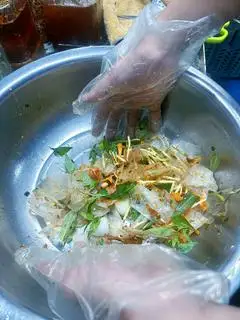 Hình ảnh Bánh tráng phơi sương trộn