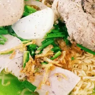 Hình ảnh Hủ tiếu Mì gói bò viên 