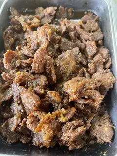 cơm thịt kho tiêu - 25.000 ₫ tại Cơm Chay Liên Hoa - Đoàn Văn Bơ