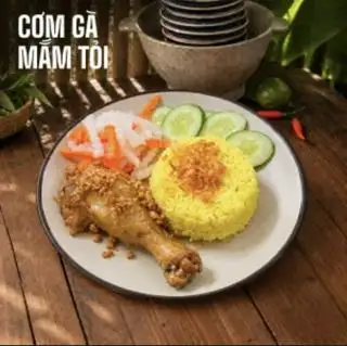 Hình ảnh Cơm Gà Mắm Tỏi