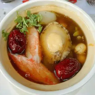 Súp Bào Ngư & Thanh Cua Hoàng Đế - 208.000 ₫ tại Lobster Bay - Nhà Hàng Hải Sản - Kỳ Đồng