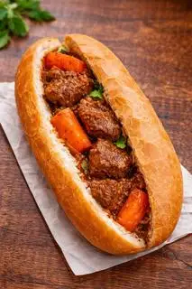 Bánh Mì Kẹp Bò Kho - 50.000 ₫ tại  Bánh Mì Tô - Bò Kho & Xíu Mại - Tân Vĩnh