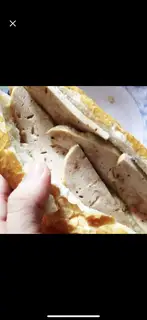 Bánh mì chả lụa muối tiêu  - 30.000 ₫ tại Bánh Mì Hà Nội - Nguyễn Bỉnh Khiêm