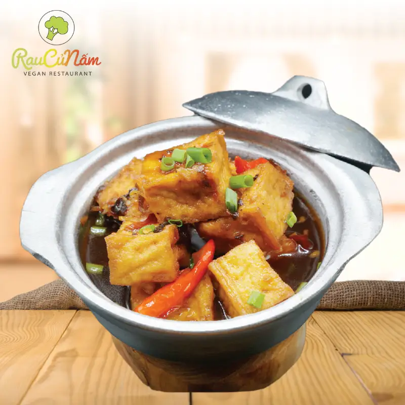 Đậu hũ kho tàu chay ( không kèm cơm) - 40.000 ₫ tại Chay Rau Củ Nấm Vegan - Lê Văn Lương