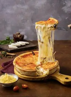 Hình ảnh Pizza chicago thập cẩm - Nhân nhồi gấp đôi phomai 