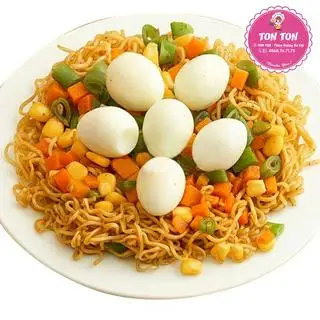 Hình ảnh Mì Trộn Trứng Cút