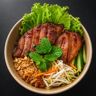 Hình ảnh Bún trộn thịt nướng