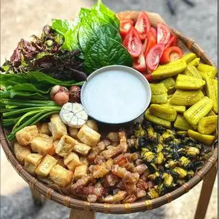 Hình ảnh Chuối ốc đậu thịt 