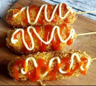 Hotdog PhoMai - 20.000 ₫ tại Gà Rán & Ăn Vặt - Tasty And Beyond - Đường Số 14