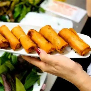 Chả Giò thêm - 1 Cuốn - 15.000 ₫ tại Bún Thịt Nướng Cô Ba Hiền - Đường Số 5