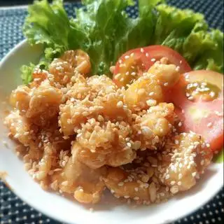Gà viên sốt Bơ - Tỏi  - 38.000 ₫ tại Hot Chicken - Gà Sốt & Khoai Chiên Giòn - Điện Biên Phủ
