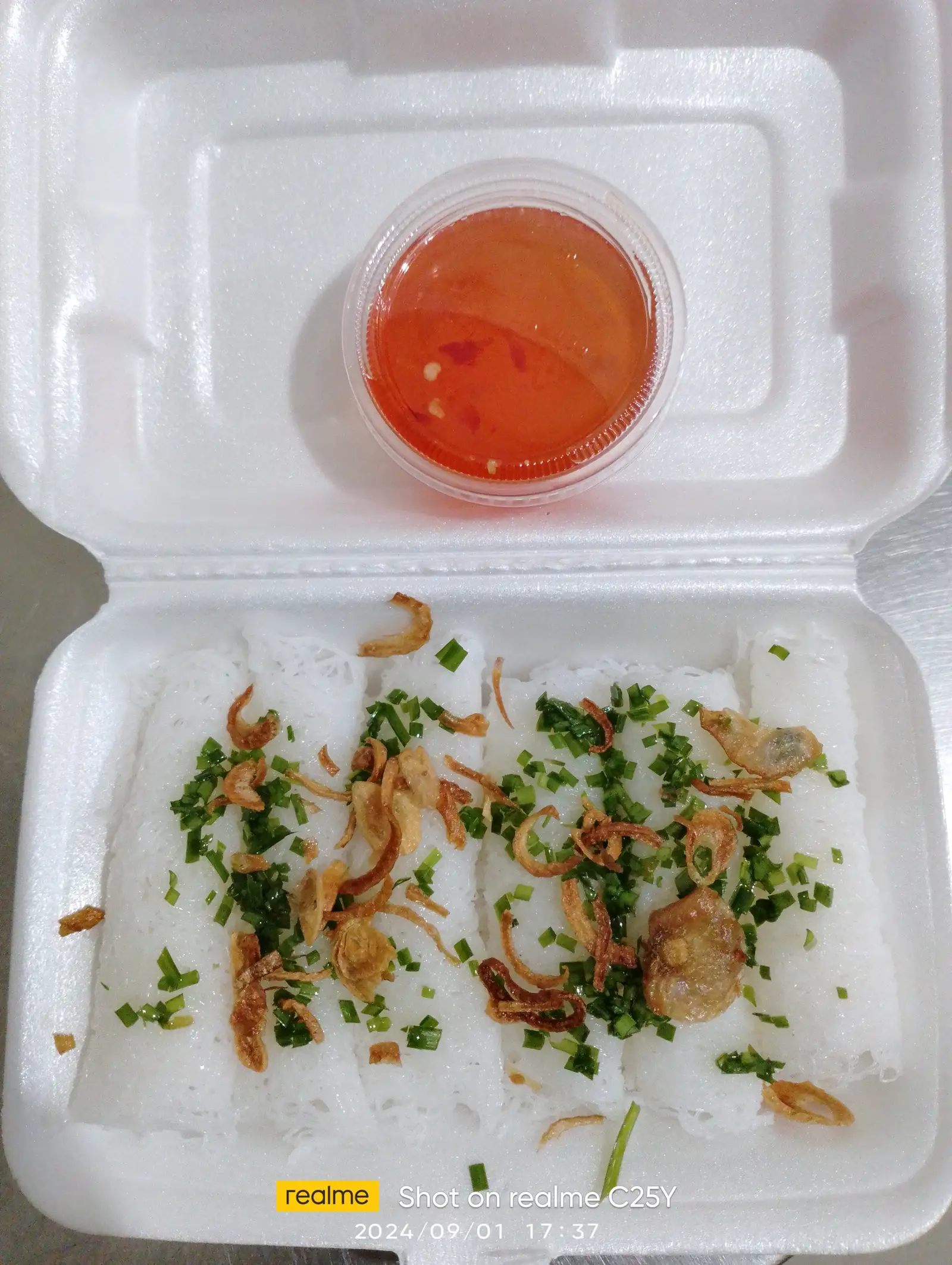 BÁNH HỎI  thêm + nước mắm (1 hộp) - 17.900 ₫ tại Bánh Cuốn Tây Sơn Bình Định & Bánh Hỏi Heo Quay - Tân Hương