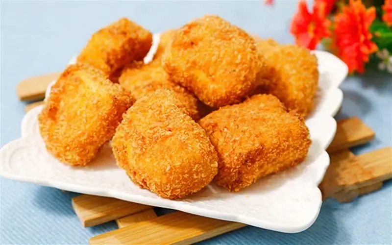 Bánh sữa tươi chiên - 15.000 ₫ tại Ăn Vặt Roẹt - Duy Tân