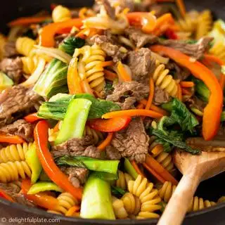 Nui Xào Bò Sốt Chua Ngọt ( Món Mới ) - 48.000 ₫ tại Mì Nui Xào Hạnh Phúc - Bùi Thị Xuân 