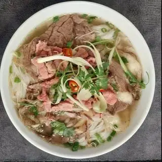 Hình ảnh Bát Đặc biệt (tái - chín - nạm - gầu)