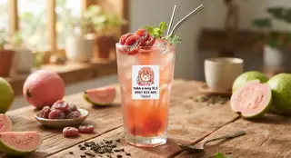 Hình ảnh Trà nước Cốt Ổi xí muội Thái 700ml( N.$)