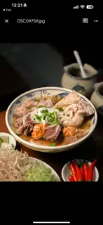 Bún bò Huế thập cẩm - 99.000 ₫ tại Bún Bò Huế Chimôtê - Hue Kitchen - Thảo Điền
