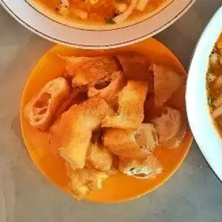 Bánh quẩy - 6.000 ₫ tại Bánh Canh Cua Ngọc Trinh - Tân Vĩnh