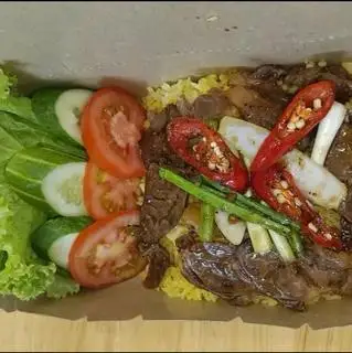 Cơm Chiên Bắp Bò Xào Xã Tế  - 61.000 ₫ tại Cơm Tôn Đản - Tôn Đản