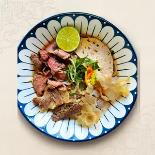 Hình ảnh Bún Bò Tái Nạm Gân