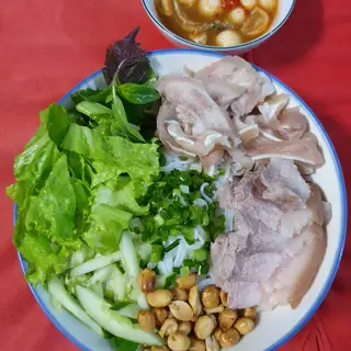 Bún Mắm Nêm Thịt Luộc  - 42.000 ₫ tại Bún Nước Tương & Trà Chanh Giã Tay - Dương Quán - Đường Số 14A