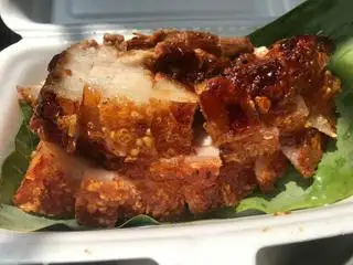 Hình ảnh Thịt Quay Truyền Thống (suất ăn 2-3 người)