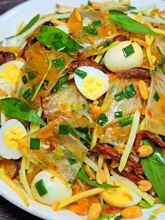 Hình ảnh Bánh Tráng Phơi Sương Trộn Sốt Tắc
