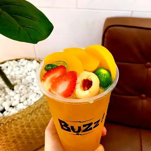 Trà hoa quả đặc biệt - 37.000 ₫ tại Buzz! - Trà Sữa & Milo Dầm - Âu Cơ
