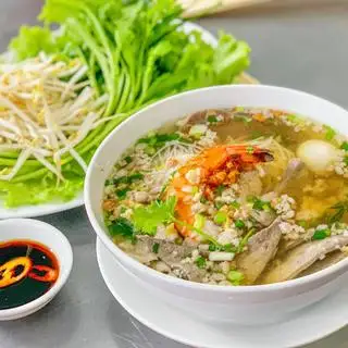 Hủ tiếu nước đặc biệt - 85.000 ₫ tại We Food - Hủ Tiếu Nam Vang - Hoàng Diệu 2