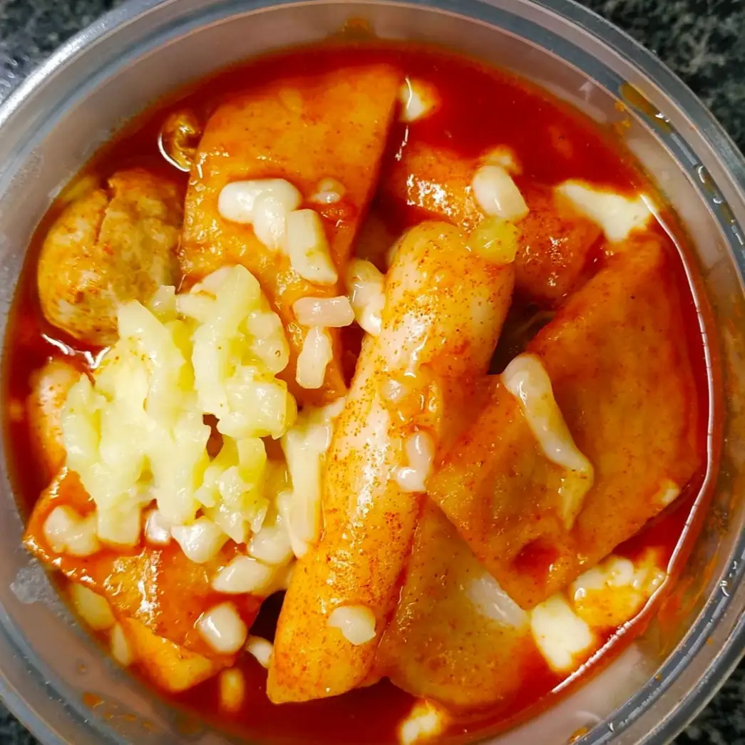 Bánh gạo cay Hàn Quốc - Tokbokki - 35.000 ₫ tại Bếp Ăn Vặt Của Pá - Xôi Chiên &Tokbokki