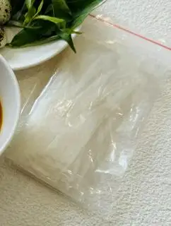 Bánh tráng thêm - 10.000 ₫ tại Tiệm Nhỏ Chin Chin - Trà Sữa & Bánh Tráng Trộn - Sư Vạn Hạnh