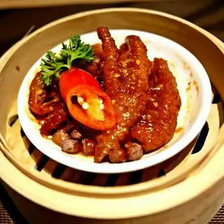 Hình ảnh Chân gà hấp tàu xì