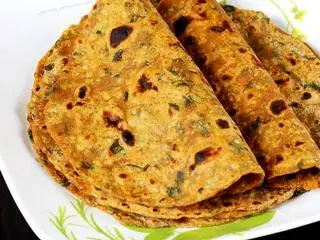 Aloo Pratha ( Bánh Khoai Tây Chiên Bơ) - 65.000 ₫ tại Sher E Punjab Cuisine - Nhà Hàng Ấn Độ - Nam Kỳ Khởi Nghĩa