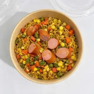 Hình ảnh Mì trộn xúc xích
