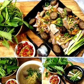 Combo 1 (1 Cháo lòng thập cẩm + 1 óc heo + 1 dĩa lòng nhỏ + 1 Coca ) - 146.000 ₫ tại Cháo Lòng Miền Tây - Lê Văn Lương