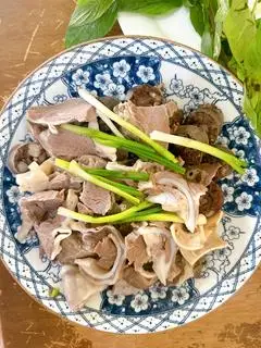 Đĩa lòng nhỏ (1 người ăn) - 60.000 ₫ tại Cháo Lòng Gia Truyền Hà Nội - Tân Sơn Nhì