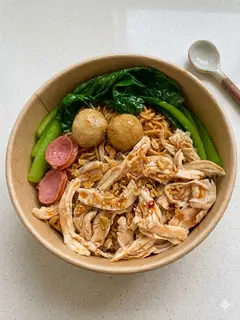 Hình ảnh Mì trộn gà xé xá xíu