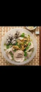 Hình ảnh 2 Đặc Biệt