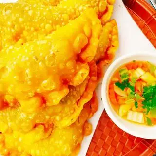 Hình ảnh Bánh gối nhân mặn - 1 cái